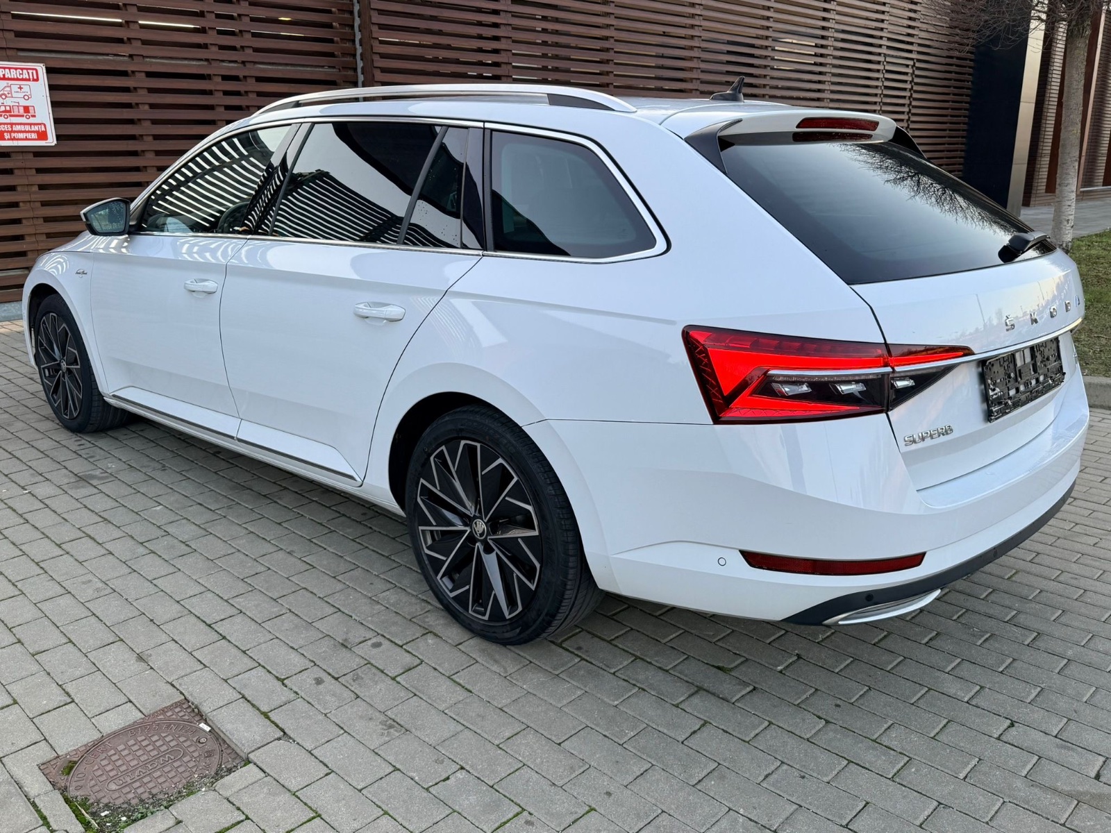 Skoda Superb Laurin & Klementh poza 18